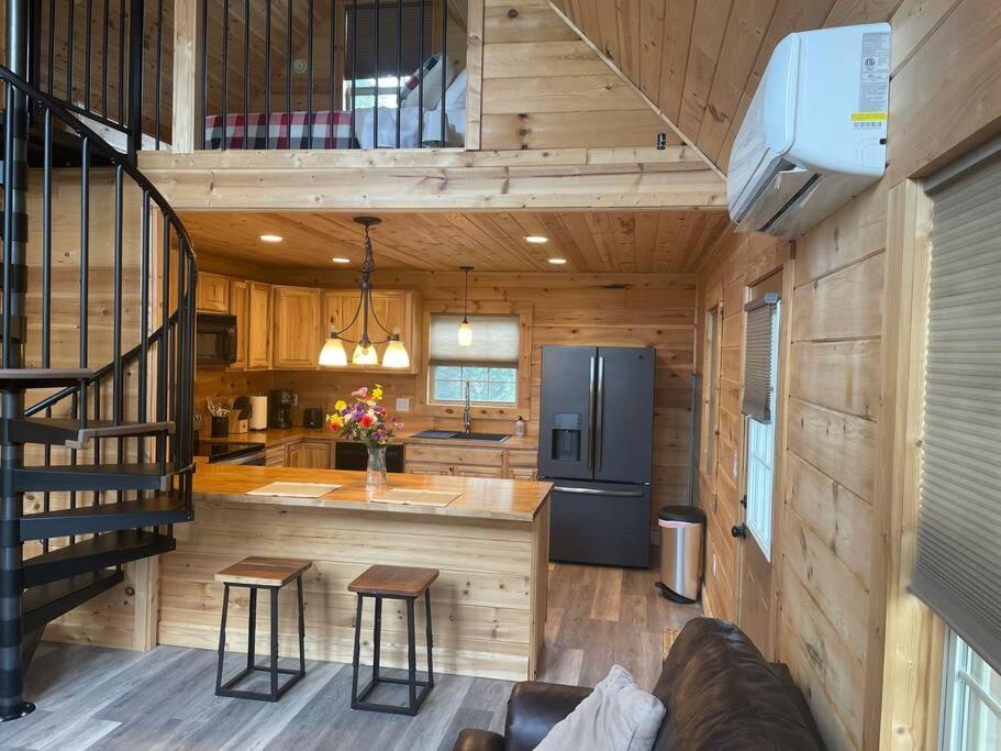 Cozy 1 Bedroom Cabin In The Heart Of Jonesborough מראה חיצוני תמונה